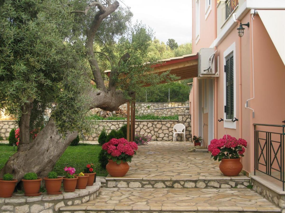 Esperia Studios Tsoukaládhes Exterior foto